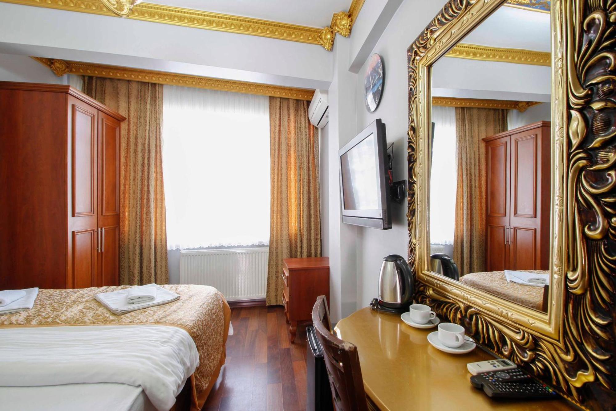 Californiacityhotel Istanbulská provincie Exteriér fotografie